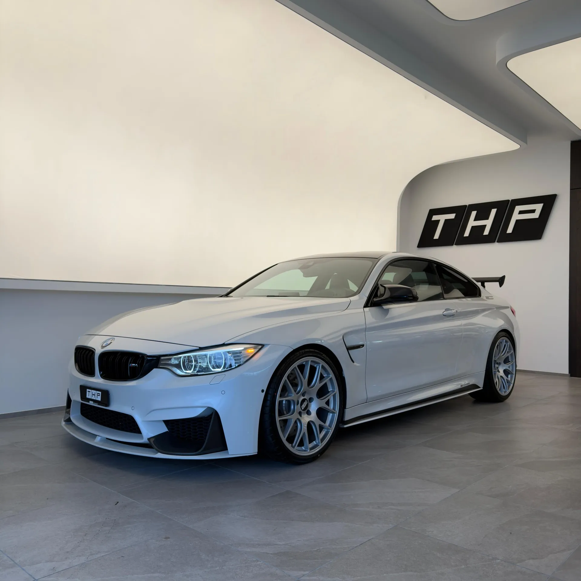 BMW M4 Coupé M Performance