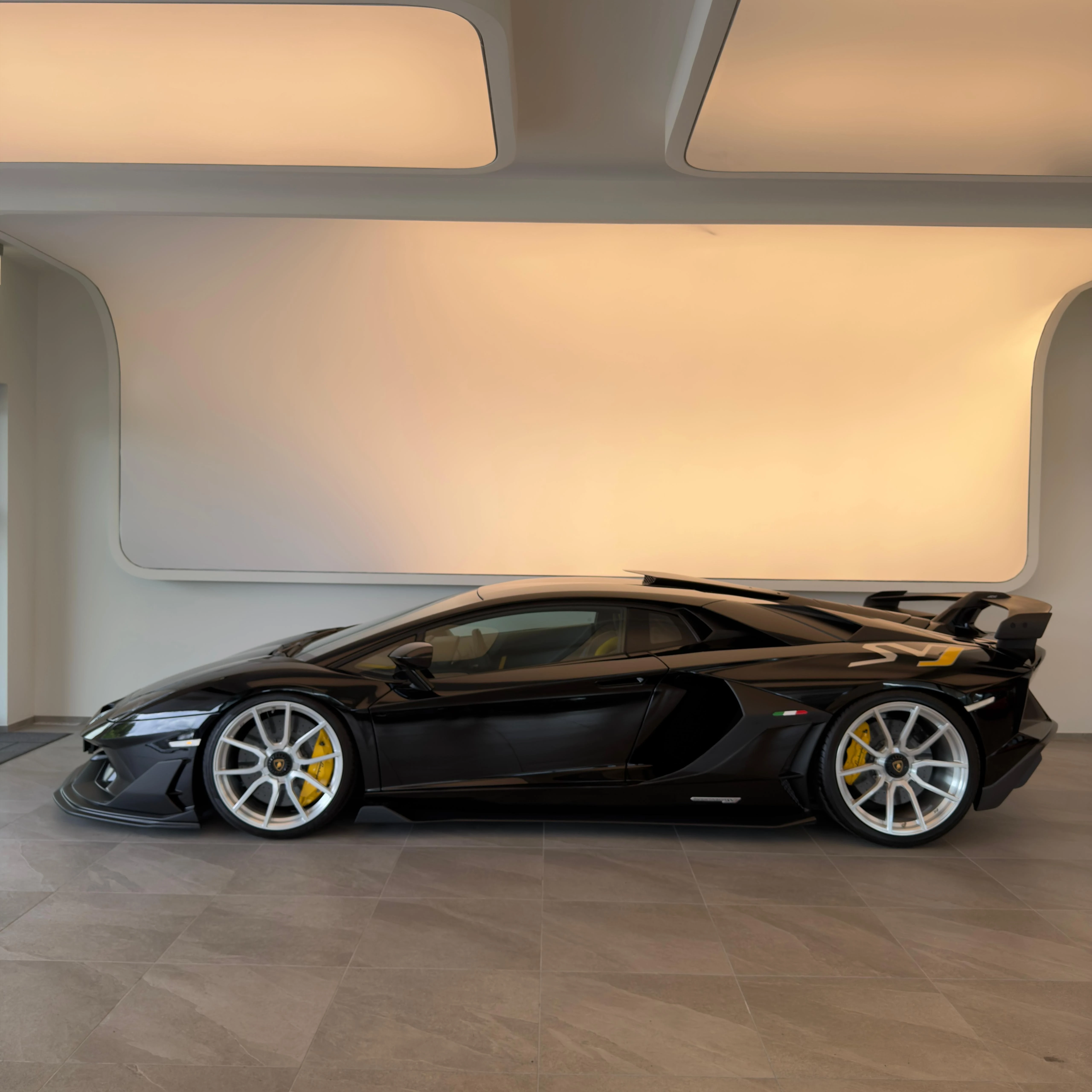 Lamborghini Aventador LP700-4 "SVJ Conversion"